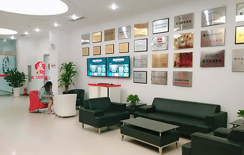 1532680235532690.jpg company-environment-zz-img02.jpg